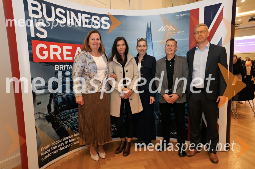 Konferenca Tea with Reason: Shaping the Future of Cities