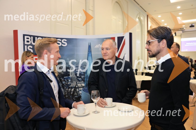 Konferenca Tea with Reason: Shaping the Future of Cities