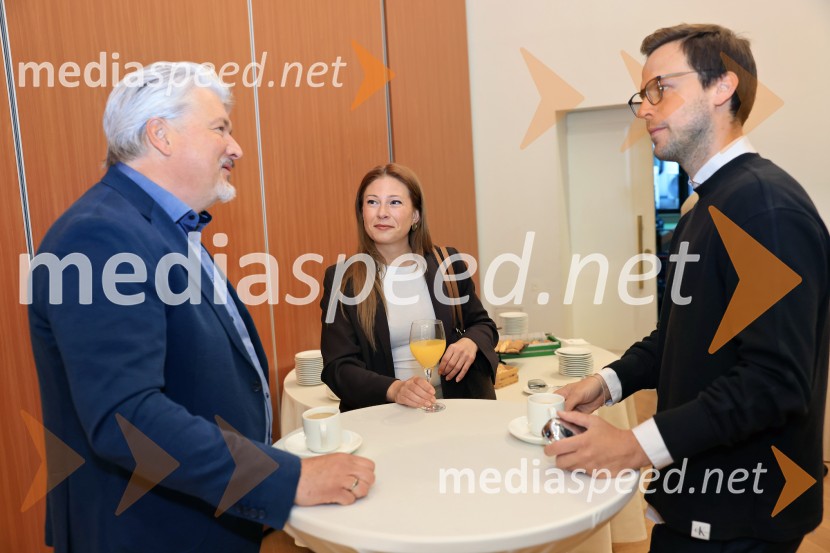 Konferenca Tea with Reason: Shaping the Future of Cities