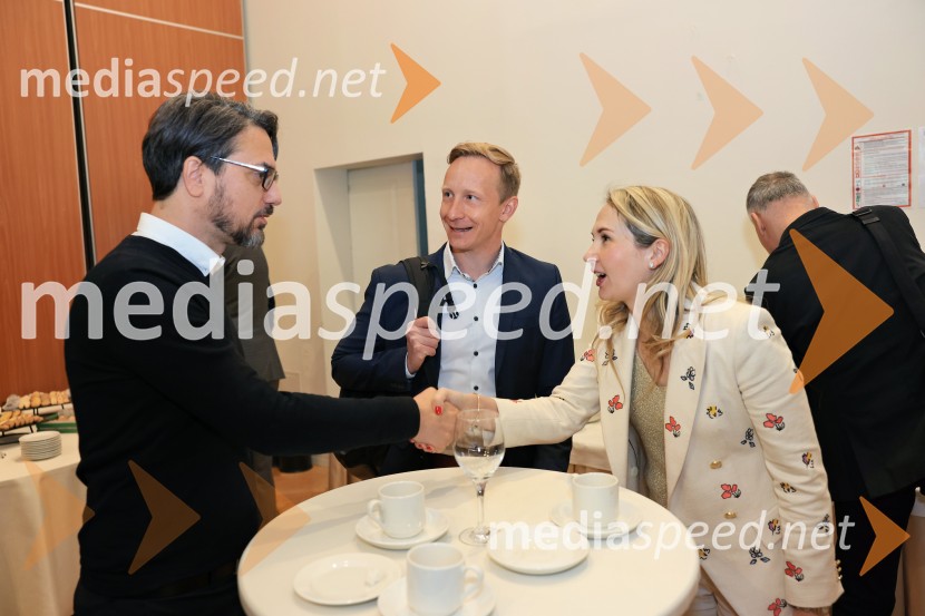 Konferenca Tea with Reason: Shaping the Future of Cities