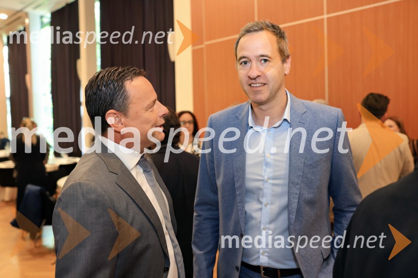 Konferenca Tea with Reason: Shaping the Future of Cities
