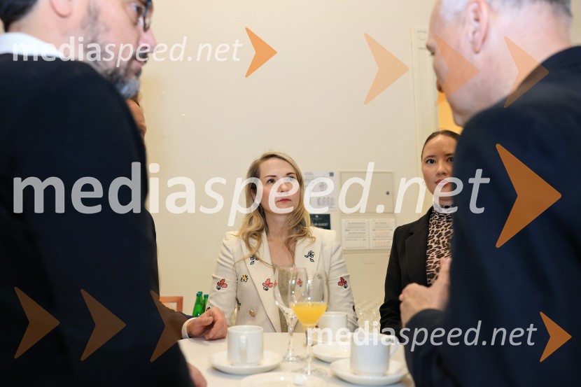 Konferenca Tea with Reason: Shaping the Future of Cities