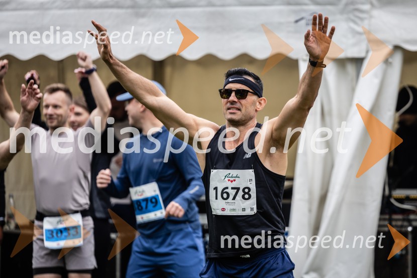 44. Maraton treh src