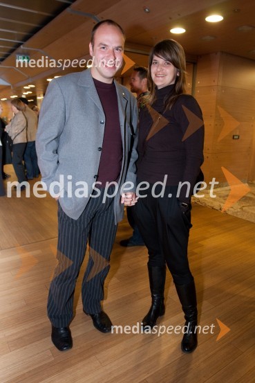 Gorazd Trušnovec, slovenski publicist, filmski kritik in scenarist in Renata Zamida20. ljubljanski mednarodni filmski festival LIFFe, otvoritev