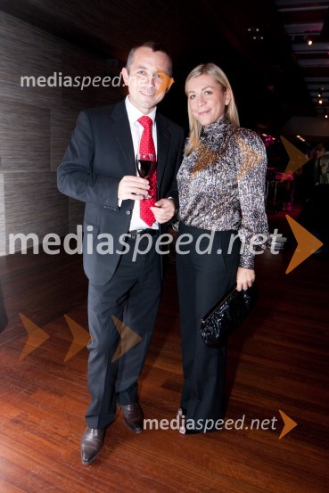 Matjaž Satler, podjetnik in Mojca Briščik, vodja blagovnice Maxi20. ljubljanski mednarodni filmski festival LIFFe, otvoritev