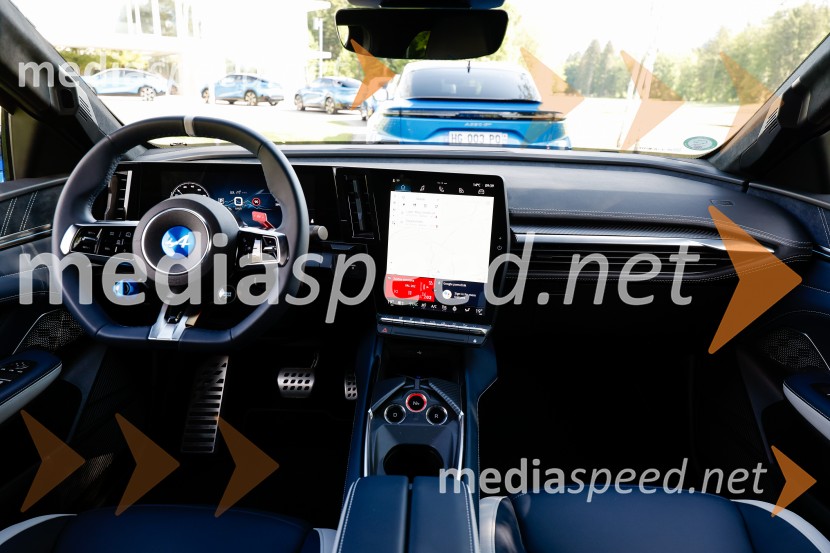 Alpine A390, predstavitev