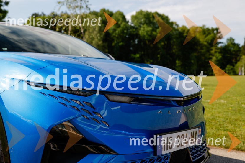 Alpine A390, predstavitev