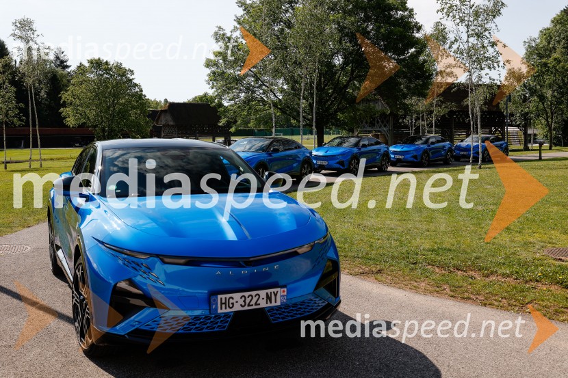 Alpine A390, predstavitev