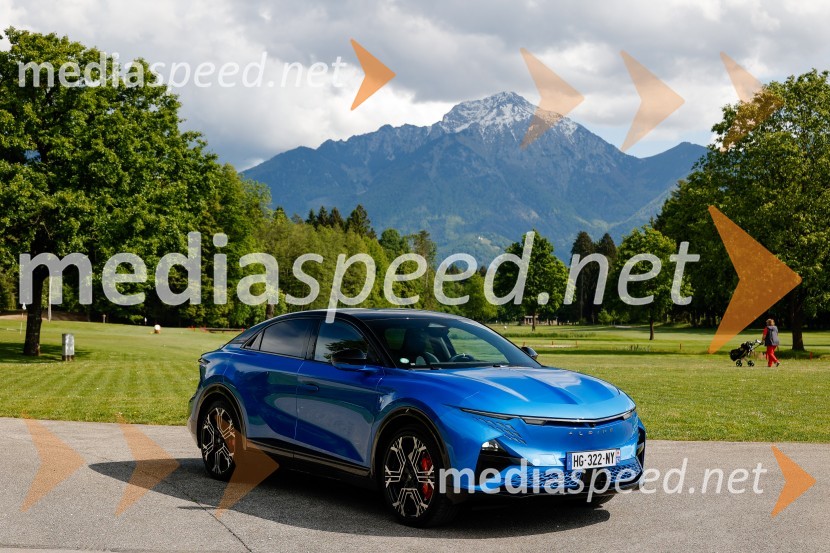 Alpine A390, predstavitev