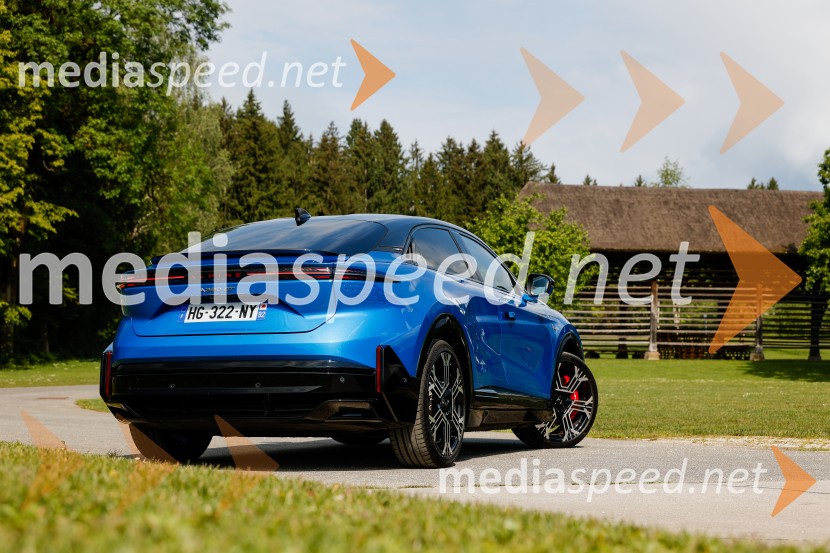 Alpine A390, predstavitev
