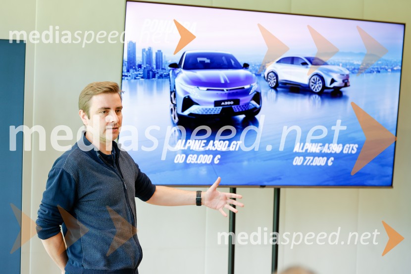 Alpine A390, predstavitev