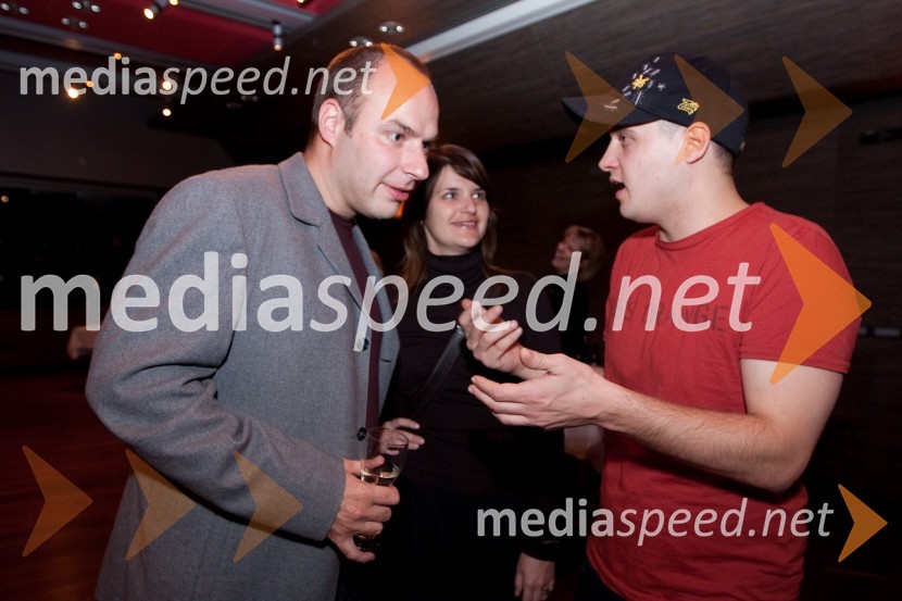 Gorazd Trušnovec, slovenski publicist, filmski kritik in scenarist, Renata Zamida in Mitja Okorn, režiser20. ljubljanski mednarodni filmski festival LIFFe, otvoritev