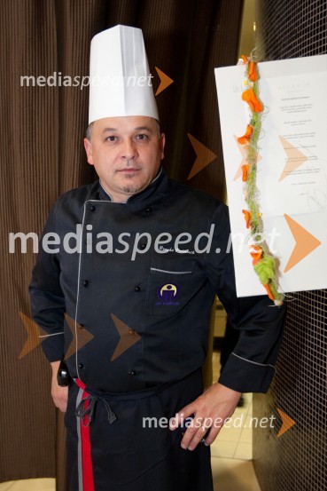 Branko Podmenik, lastnik srebrne medalje v kulinariki, šef kuhinje v restavraciji BorbonaSvečana večerja z izbranimi šampanjci iz kleti Veuve Clicquot
