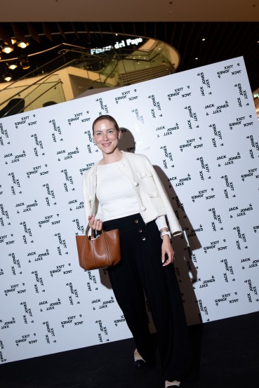 Modna novica pomladi: največji JACK&JONES v Sloveniji odprl vrata, premierno predstavljeni tudi ženska linija JJXX in JJ Kids