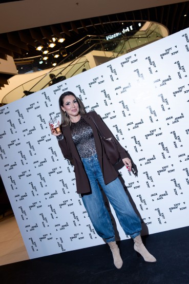 Modna novica pomladi: največji JACK&JONES v Sloveniji odprl vrata, premierno predstavljeni tudi ženska linija JJXX in JJ Kids