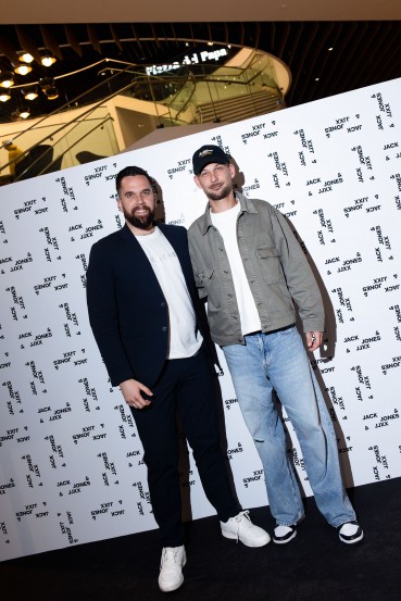 Modna novica pomladi: največji JACK&JONES v Sloveniji odprl vrata, premierno predstavljeni tudi ženska linija JJXX in JJ Kids