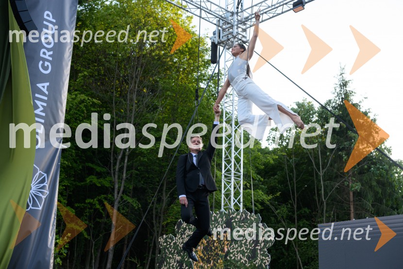 Family Hotel Vilinia, otvoritev