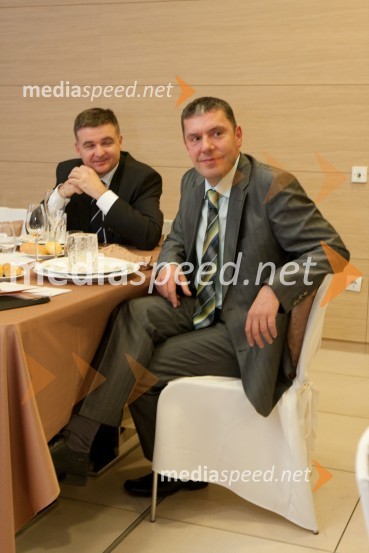 Janko Kuhar, direktor podjetja POS Elektronček d.o.o.Svečana večerja z izbranimi šampanjci iz kleti Veuve Clicquot