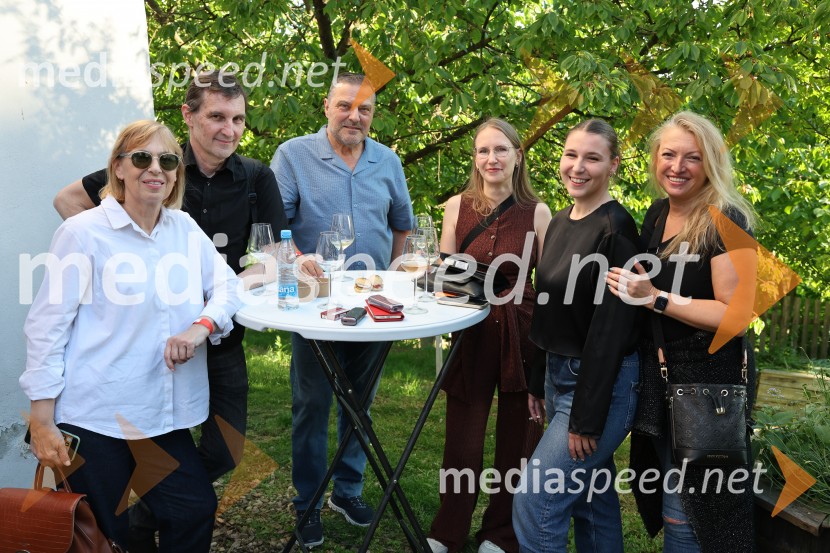 Jagode in penine