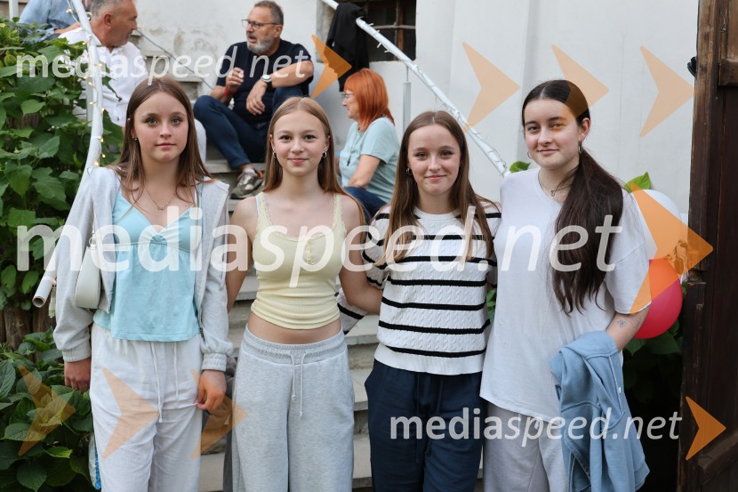 Jagode in penine