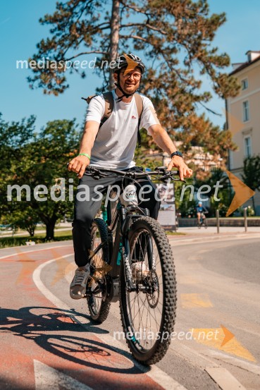 5. Bobrovo bicikliranje