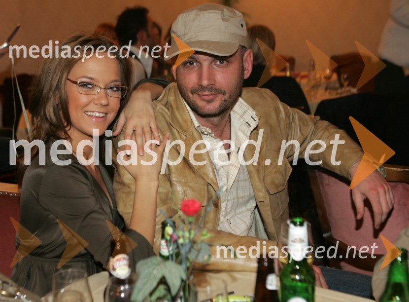 Maja Šuput, hrvaška pevka in ...Dora 2006, hrvaški izbor za pesem evrovizije