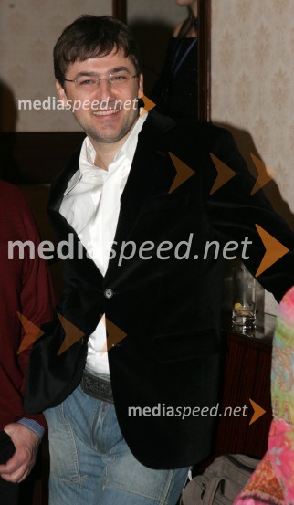 Ivan Mikolič, zmagovalec Dore 2004Dora 2006, hrvaški izbor za pesem evrovizije