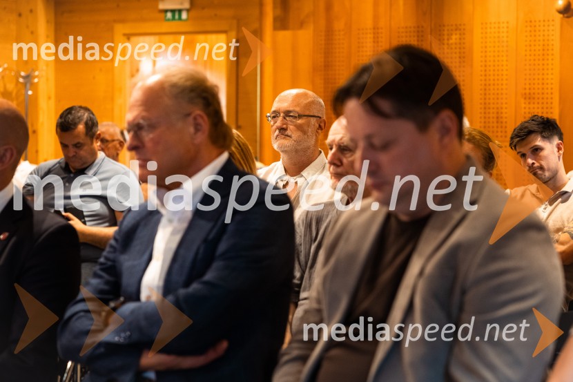 Iskrivo v živo: pogovor Radenko Mijatović in Miran Pavlin