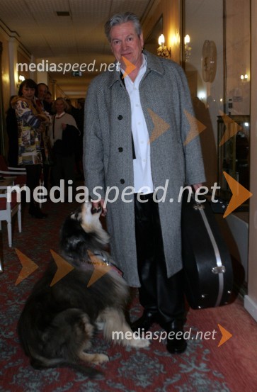 Ibrica Jusić, hrvaški pevec in njegov pes ArchibaldDora 2006, hrvaški izbor za pesem evrovizije