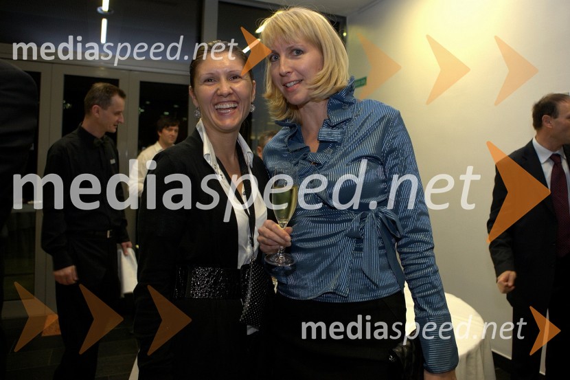 Aleksandra Pelhar in Brita Bilač, nekdanja atletinjaRazglasitev najboljših atletov in atletinj v letu 2009