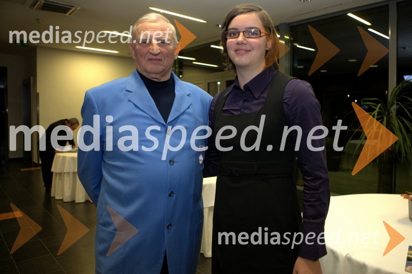 Jože Kopitar, nekdanji atlet in Živa Klarer-Rebec, atletinjaRazglasitev najboljših atletov in atletinj v letu 2009