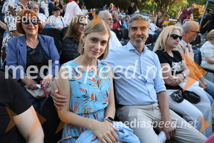11. Operna noč v Mestnem parku