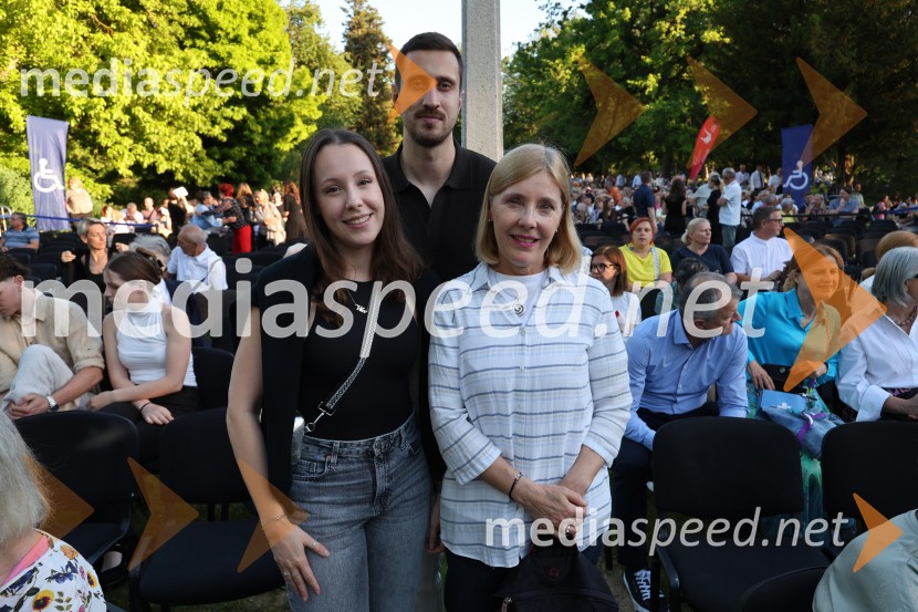 11. Operna noč v Mestnem parku