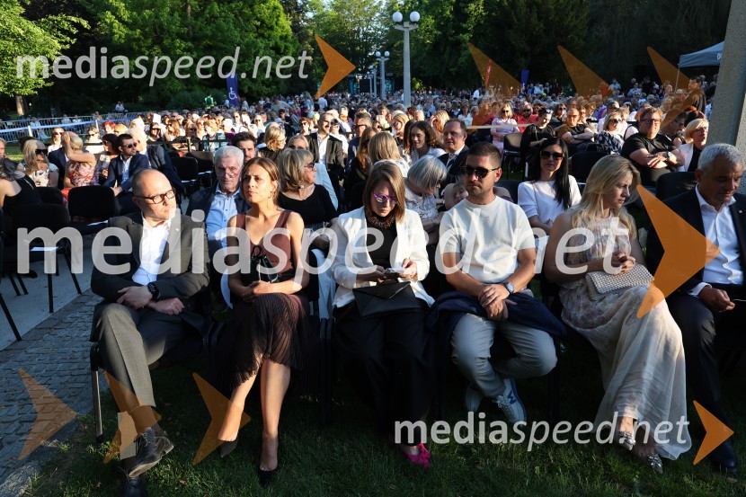 11. Operna noč v Mestnem parku
