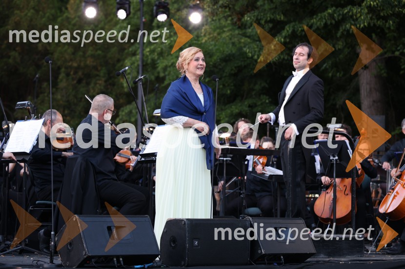 11. Operna noč v Mestnem parku