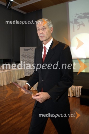 Dušan Prezelj, trenerRazglasitev najboljših atletov in atletinj v letu 2009