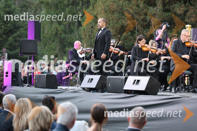 11. Operna noč v Mestnem parku