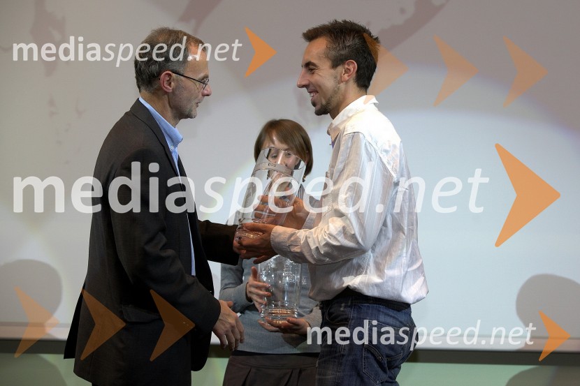 Tomo Šarf, član komisije za gorske teke EAA in Mitja Kosovelj, gorski tekačRazglasitev najboljših atletov in atletinj v letu 2009