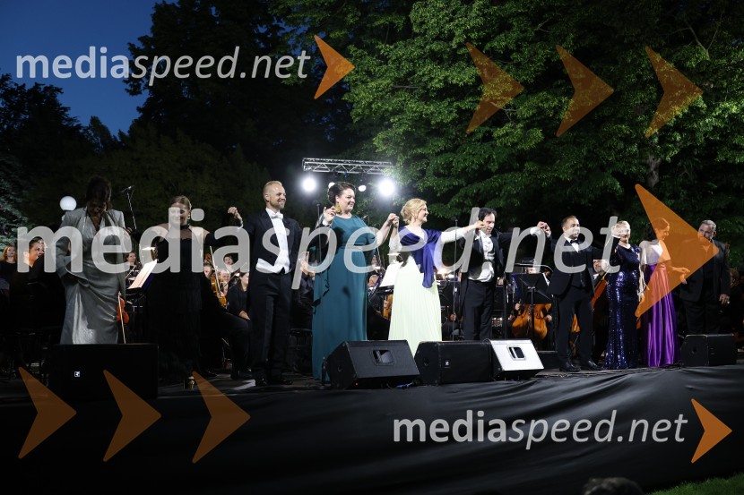 11. Operna noč v Mestnem parku