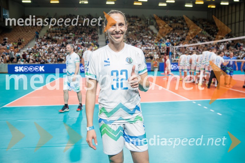 Tine Urnaut, dobrodelni odbojkarski dan