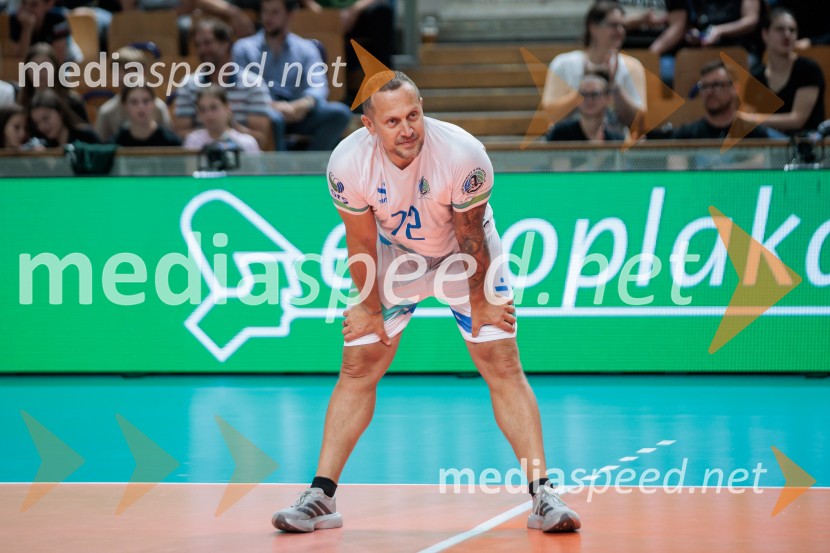 Tine Urnaut, dobrodelni odbojkarski dan