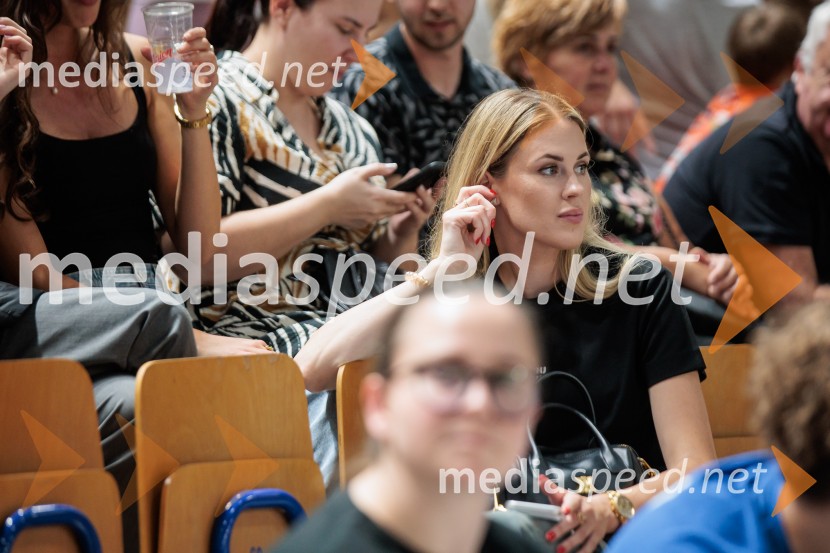 Tine Urnaut, dobrodelni odbojkarski dan