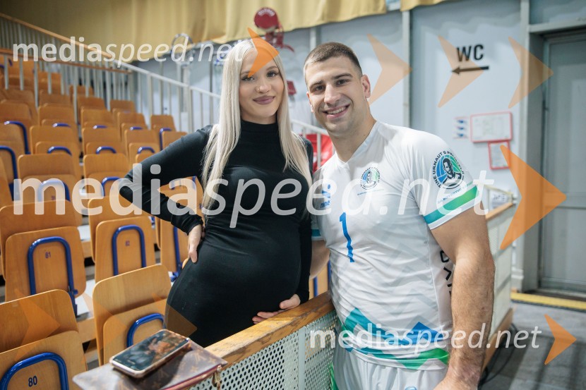 Tine Urnaut, dobrodelni odbojkarski dan