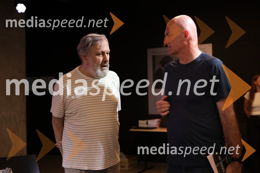 dr. Slavoj Žižek, filozof; dr. Peter  Klepec, filozof, raziskovalec na Filozofskem inštitutu ZRCSlavoj Žižek, predstavitev nove knjige Kdo si ti?