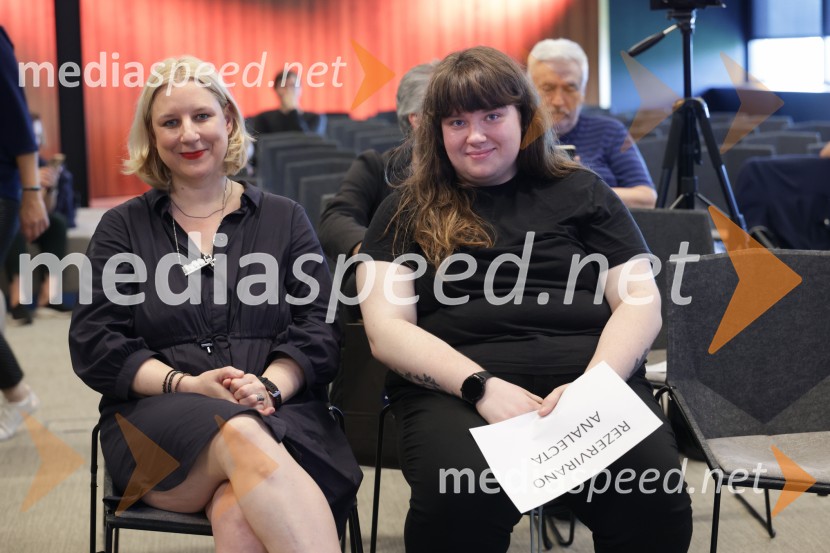  Janina Kos, prevajalka;  Živa Gornik, antropologinja, sociologinjaSlavoj Žižek, predstavitev nove knjige Kdo si ti?