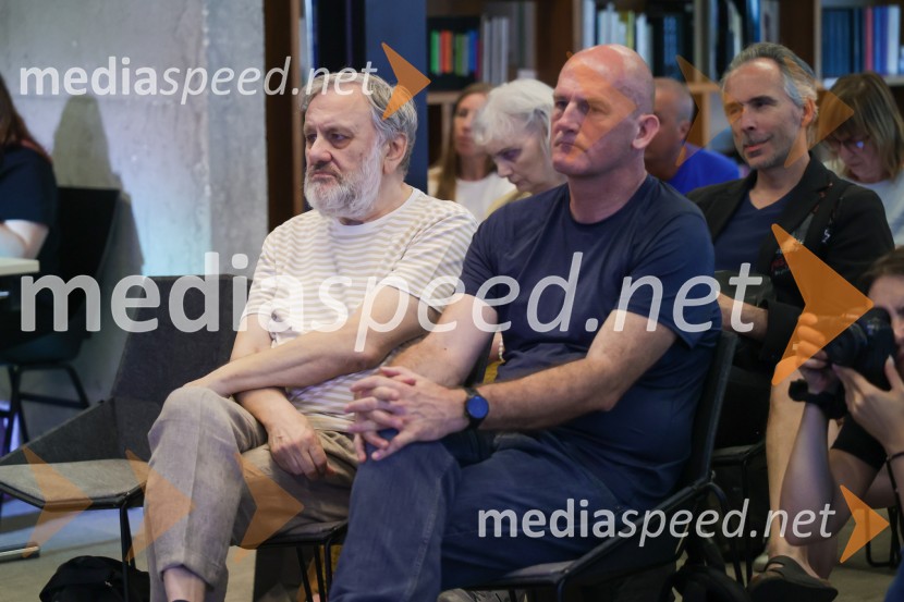 dr. Slavoj Žižek, filozof; dr. Peter  Klepec, filozof, raziskovalec na Filozofskem inštitutu ZRCSlavoj Žižek, predstavitev nove knjige Kdo si ti?