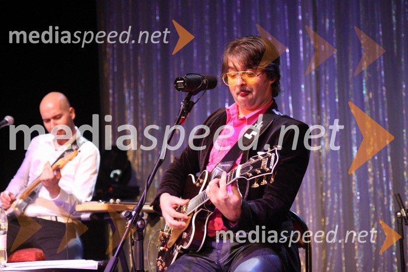 Robert Pešut - Magnifico, glasbenikMagnifico in Balcountry Quartet, koncert v Mondu