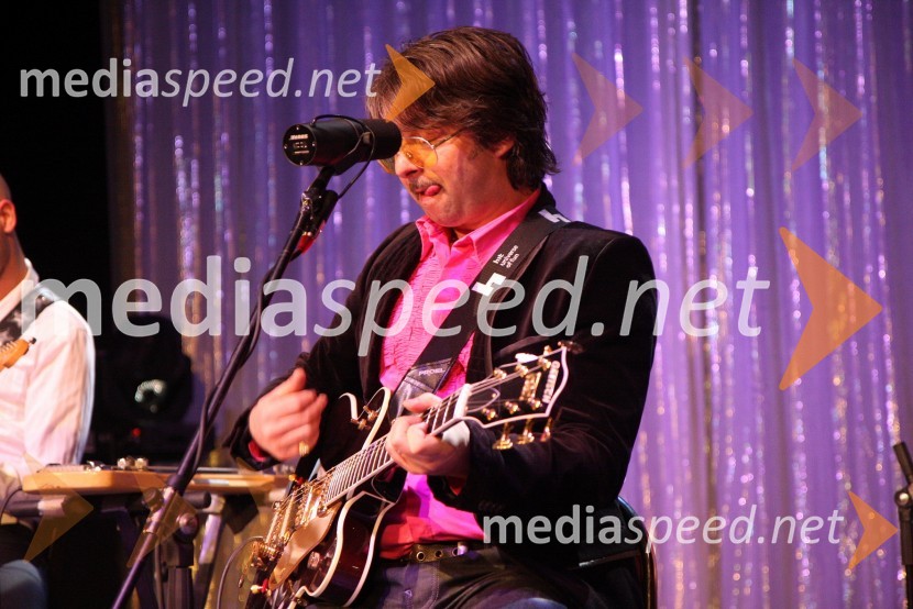 Robert Pešut - Magnifico, glasbenikMagnifico in Balcountry Quartet, koncert v Mondu