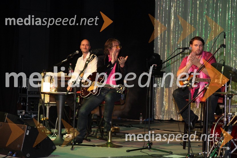 Robert Pešut - Magnifico, glasbenik in Balcountry QuartetMagnifico in Balcountry Quartet, koncert v Mondu