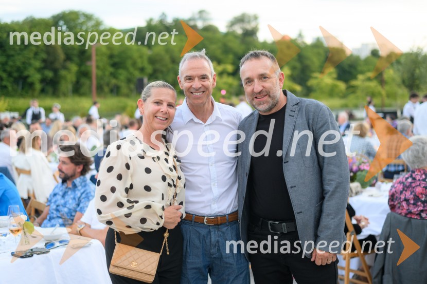  Patricia  Koren Vilčnik, marketing, Press clipping;  Boštjan Vilčnik, direktor, podjetje Press Clipping;  Borut  Cvetko, kreativni direktor, Mediaspeed d.o.o.Žametna večerja 2026